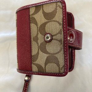 Coach Khaki & Berry Signature Logo